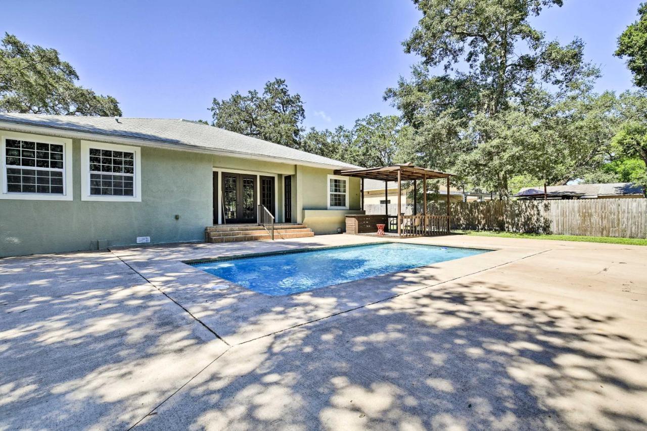 Tampa Oasis With Pool About 7 Mi To Busch Gardens! 빌라 외부 사진