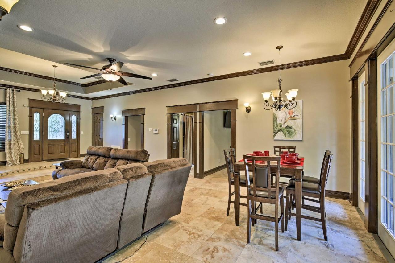 Tampa Oasis With Pool About 7 Mi To Busch Gardens! 빌라 외부 사진